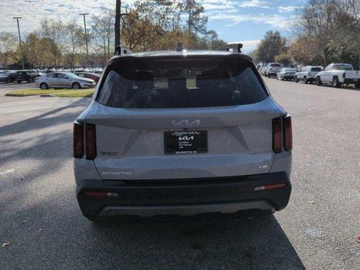 2023 Kia Sorento X-Line S