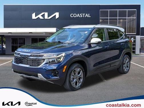 Blue 2024 Kia Seltos S