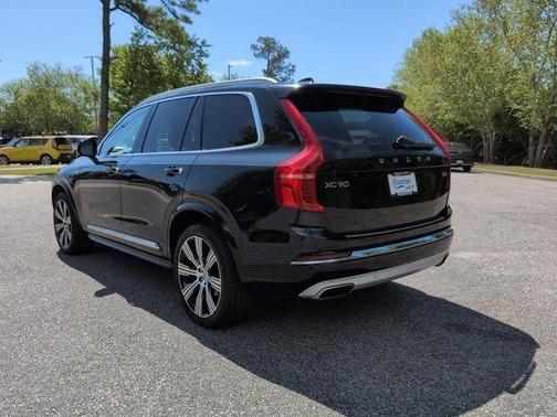 Black 2021 Volvo XC90 T6 Inscription 6 Passenger