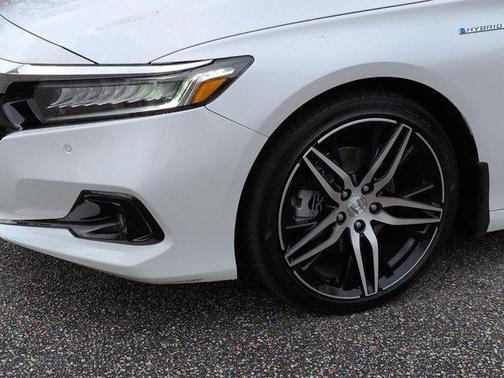 2022 Honda Accord Hybrid Touring