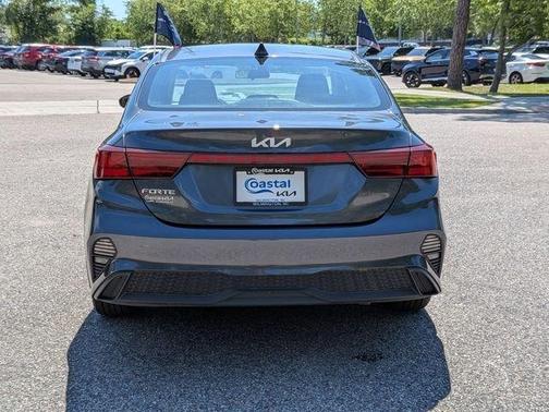 Gray 2023 Kia Forte LXS