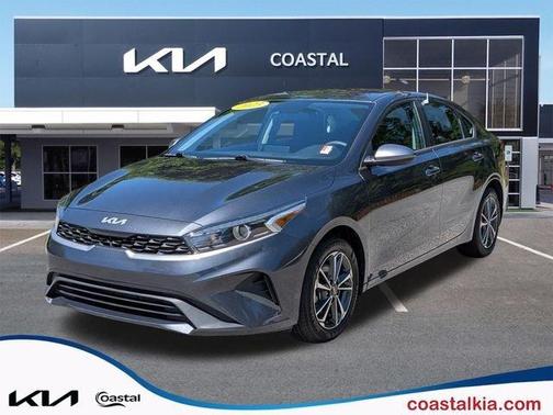 Gray 2023 Kia Forte LXS