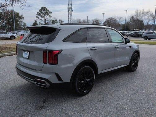 2023 Kia Sorento SX