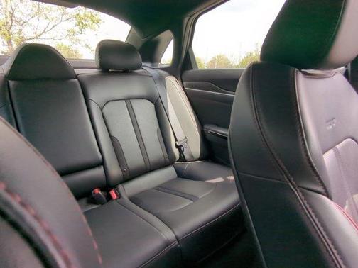 2024 Kia K5 GT