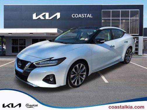 2023 Nissan Maxima Platinum