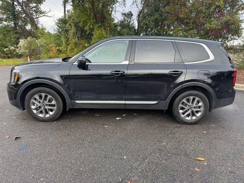 2024 Kia Telluride LX