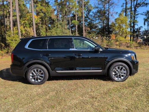 2024 Kia Telluride LX