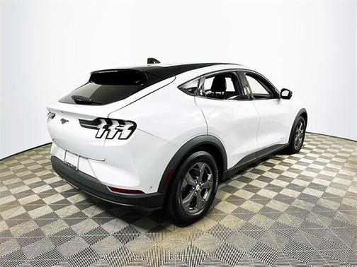 2023 Ford Mustang Mach-E SELECT