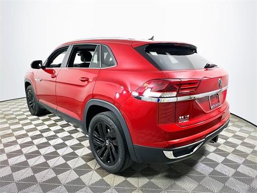 2022 Volkswagen Atlas Cross Sport 3.6 V6 SE W/ TECHNOLOGY