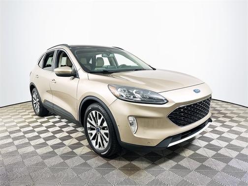 2020 Ford Escape TITANIUM