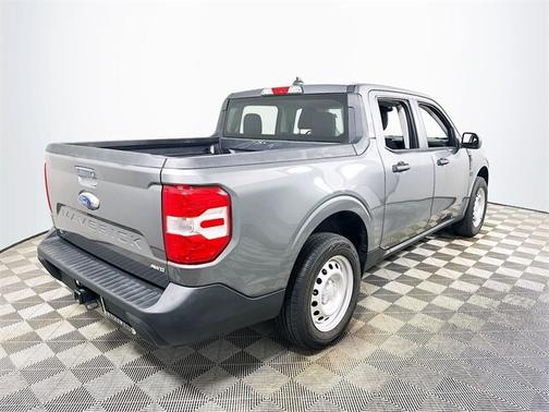 2022 Ford Maverick XL