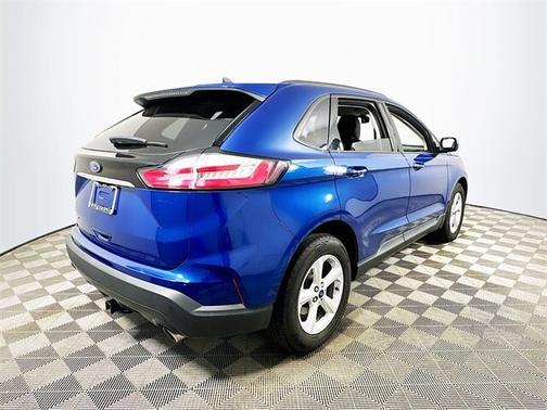 2020 Ford Edge SE