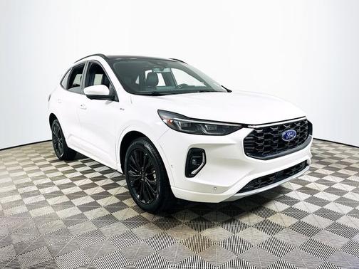 2023 Ford Escape ST-LINE ELITE