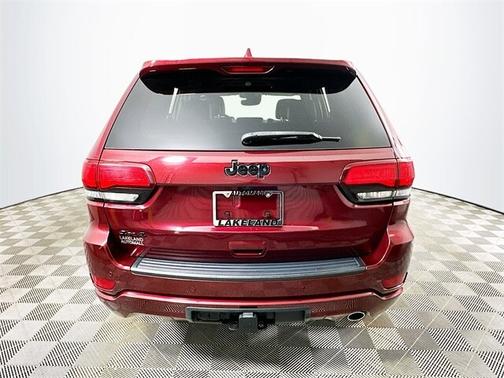 2020 Jeep Grand Cherokee LAREDO