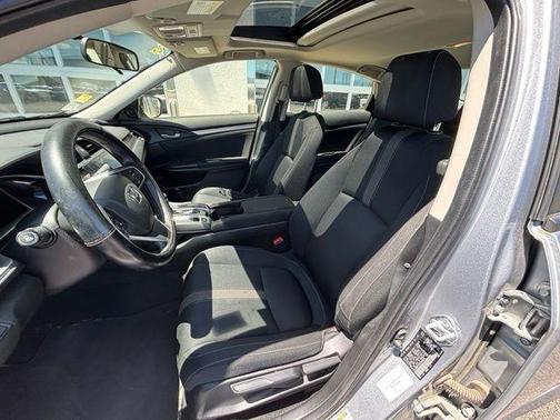 Lunar Silver Metallic 2018 Honda Civic EX-T