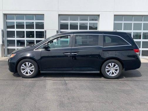 Crystal Black Pearl 2016 Honda Odyssey EX-L