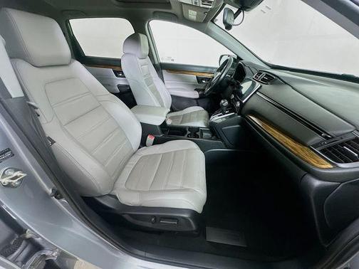 Lunar Silver Metallic 2017 Honda CR-V EX-L