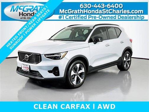 2025 Volvo XC40 B5 Plus Dark Theme
