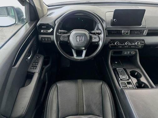Platinum White Pearl 2024 Honda Pilot EX-L