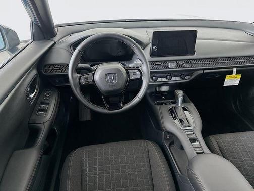 Pearl 2026 Honda HR-V Sport