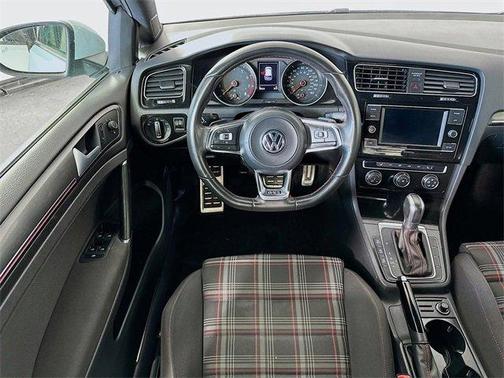 2019 Volkswagen Golf GTI 2.0T S