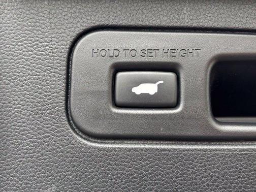 Sonic Gray Pearl 2025 Honda Pilot Black Edition