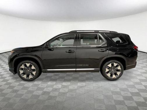 Crystal Black Pearl 2026 Honda Pilot Elite