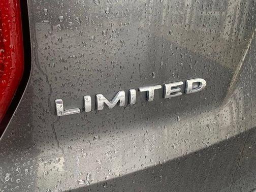 Magnetic Metallic 2016 Ford Explorer Limited
