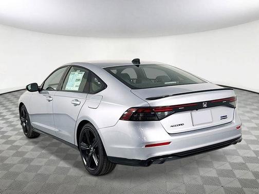 Lunar Silver Metallic 2026 Honda Accord Hybrid Sport-L