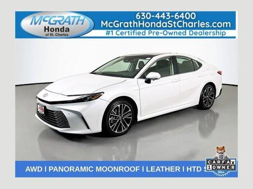 Wind Chill Pearl 2025 Toyota Camry XLE