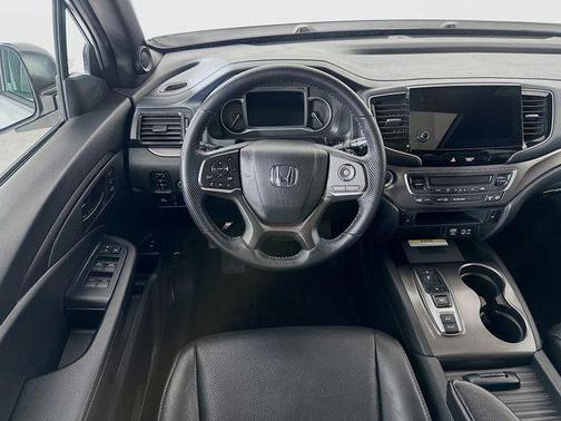Platinum White Pearl 2023 Honda Passport EX-L