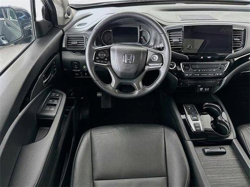2022 Honda Pilot Touring 7-Passenger