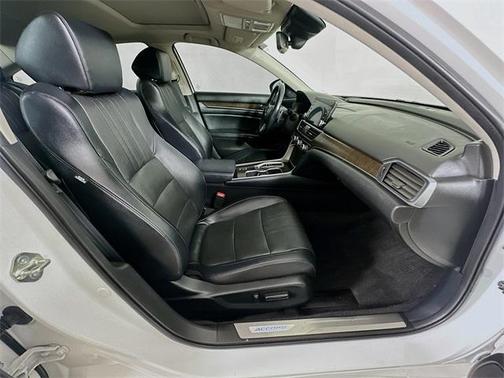 2018 Honda Accord Touring 2.0T