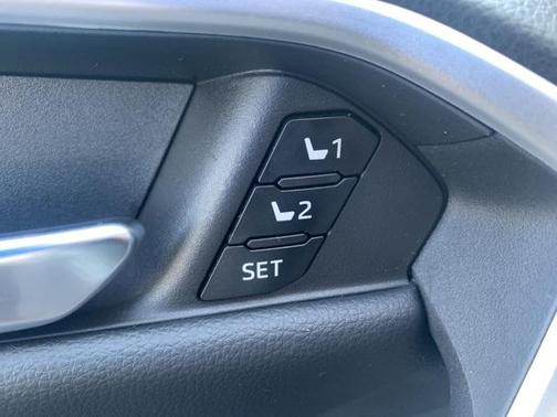2022 Toyota RAV4 Limited