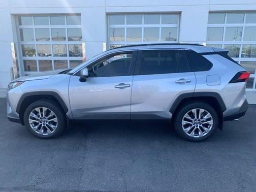 2022 Toyota RAV4 Limited