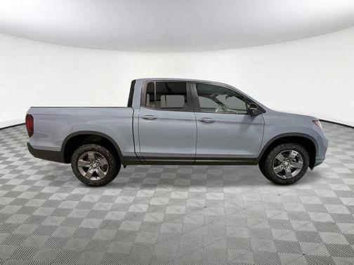 Sonic Gray Pearl 2026 Honda Ridgeline TrailSport