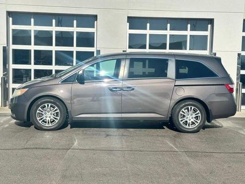 Smoky Topaz Metallic 2013 Honda Odyssey EX