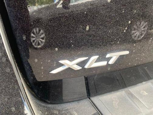 Agate Black Metallic 2024 Ford Explorer XLT