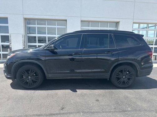 2022 Honda Pilot Black Edition