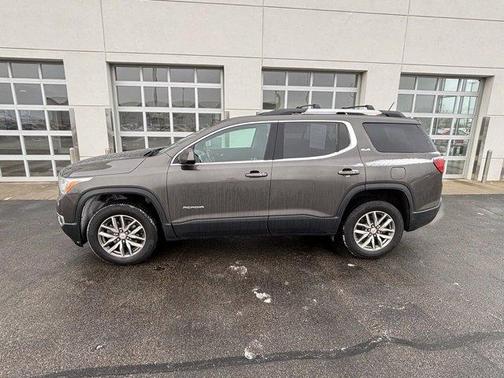 2019 GMC Acadia SLE-2