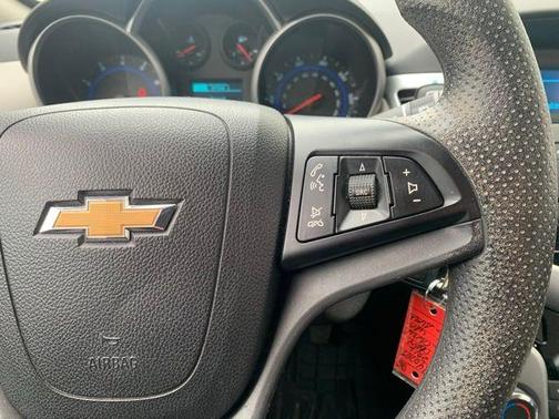 Black Granite Metallic 2016 Chevrolet Cruze Limited LS