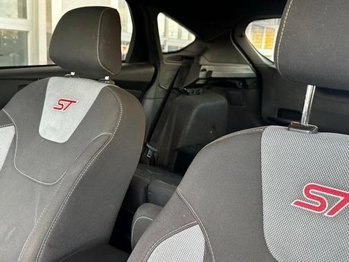 2017 Ford Focus ST Base