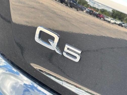 Brilliant Black 2023 Audi Q5 40 Premium