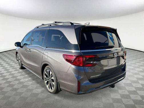 Modern Steel Metallic 2026 Honda Odyssey Elite