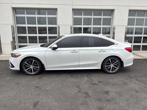 2022 Honda Civic Touring
