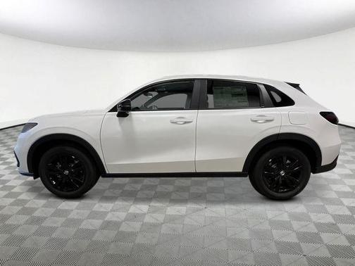 Platinum White Pearl 2026 Honda HR-V Sport