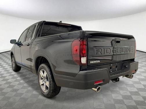 Crystal Black Pearl 2026 Honda Ridgeline RTL