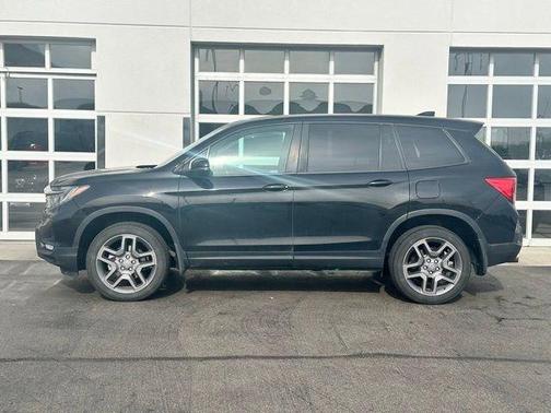Crystal Black Pearl 2023 Honda Passport EX-L