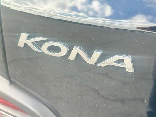Ultra Black 2019 Hyundai KONA SEL