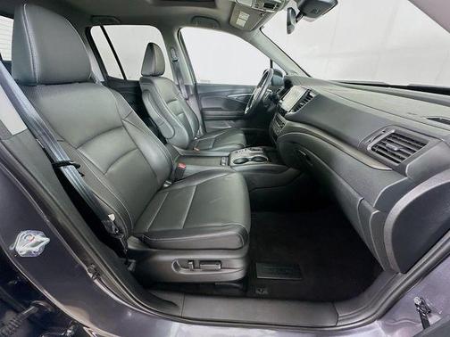 Modern Steel Metallic 2023 Honda Ridgeline RTL-E